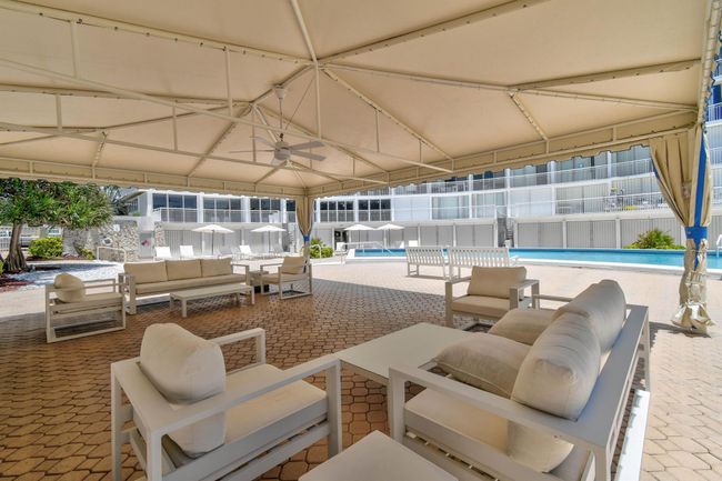 APT-112 - 2780 S Ocean Blvd, Condo with 2 bedrooms, 2 bathrooms and null parking in Palm Beach FL | Image 33
