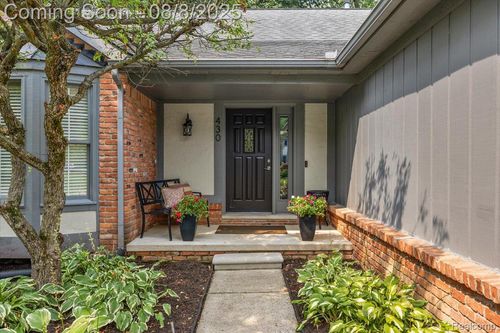 430 Eckford Dr, Troy, MI, 48085-4747 | Card Image