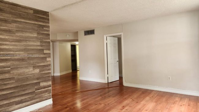 APT-208 - 9091 Lime Bay Blvd, Condo with 2 bedrooms, 2 bathrooms and null parking in Tamarac FL | Image 9
