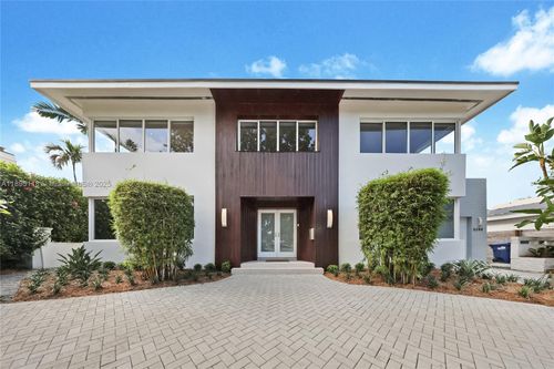 5244 Alton Rd, Miami Beach, FL, 33140-2005 | Card Image