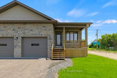 9 Billings Ave E, House attached with 1 bedrooms, 3 bathrooms and 3 parking in South Dundas ON | Image 1