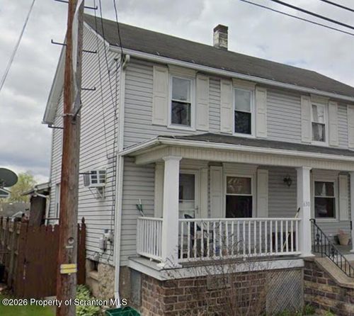 630 Oak St, Old Forge, PA, 18518-1625 | Card Image