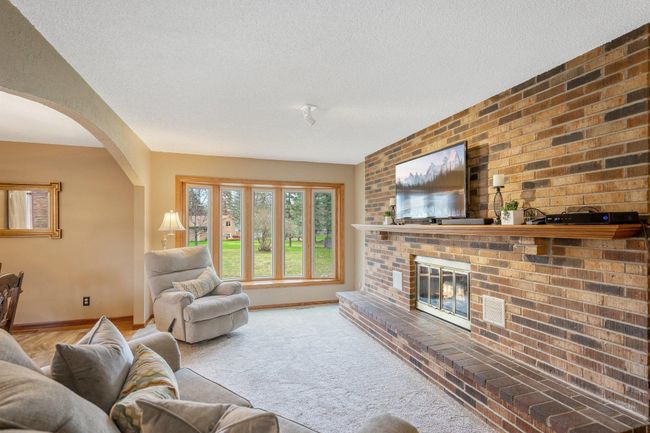 3977 Woodview Drive, House other with 3 bedrooms, 3 bathrooms and null parking in Vadnais Heights MN | Image 5
