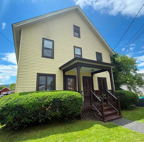 2-59-61 Church St, Richmond, VT, 05477-4427 | Card Image