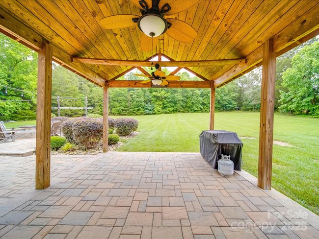 Covered Back Patio | Image 14
