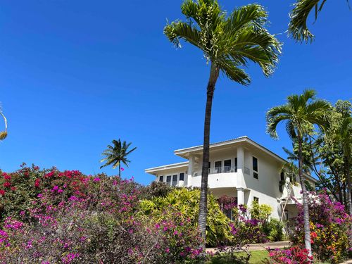 221 E Ikea Kai Pl, Kihei, HI, 96753-7727 | Card Image