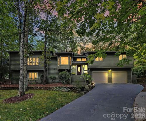 16 Woodvine Ln, Lake Wylie, SC, 29710-9010 | Card Image