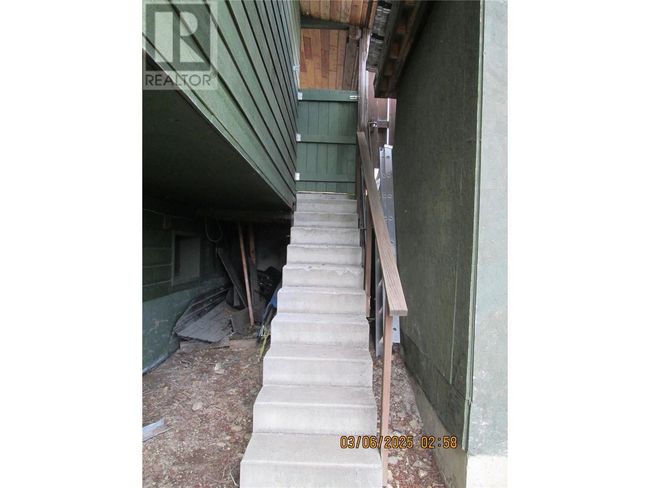 5305 Meadow Creek Cres, House other with 4 bedrooms, 3 bathrooms and 5 parking in Celista BC | Image 58