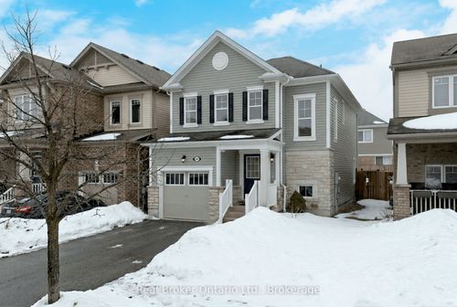 241 Pineglen Cres, Kitchener, ON, N2R0G2 | Card Image