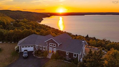 8194 Highway 16, Dorts Cove, NS, B0H1N0 | Card Image