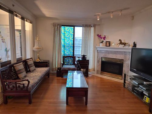 1506-6611 Cooney Rd, Richmond, BC, V6Y4C5 | Card Image