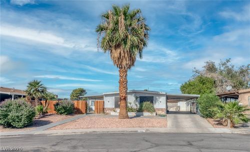 111 Sir Arthur Dr, Las Vegas, NV, 89110-4813 | Card Image