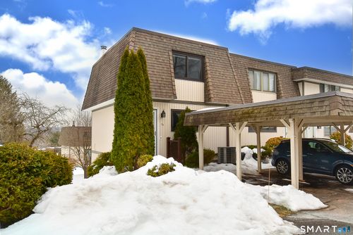24-24 Pebblestone Cir, Suffield, CT, 06078-1928 | Card Image