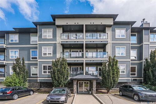 6107-112 Willis Cres, Saskatoon, SK, S7T0N3 | Card Image