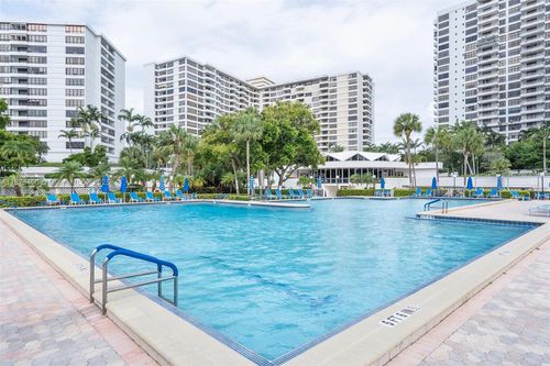apt-510-600 Three Islands Blvd, Hallandale Beach, FL, 33009-2844 | Card Image