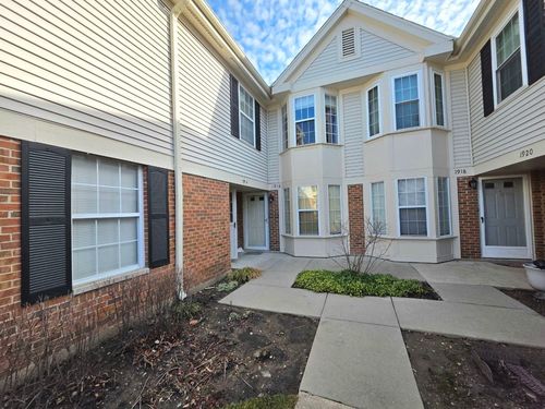 1914 Quaker Hollow Ln, STREAMWOOD, IL, 60107-1977 | Card Image