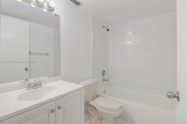 APT-107 - 8680 Sw 212 Th St, Condo with 2 bedrooms, 2 bathrooms and null parking in Cutler Bay FL | Image 16