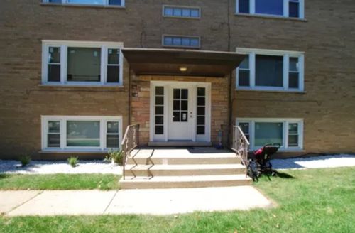 gn-7816 W 26th St, North Riverside, IL, 60546-1301 | Card Image