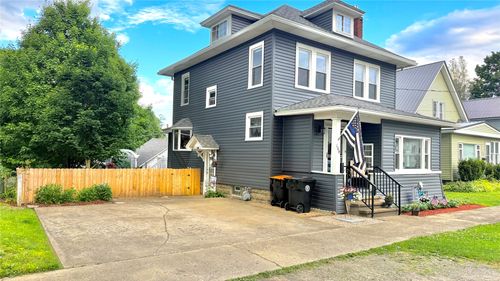 164 Wright St, Corry, PA, 16407-1621 | Card Image