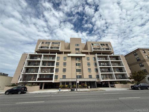 308-235 W Park Ave, Long Beach, NY, 11561-3237 | Card Image