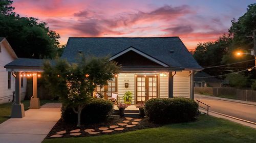 1124 Stainback Ave, Nashville, TN, 37207-5722 | Card Image