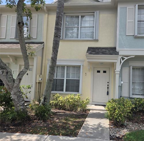 47 Simonton Cir, Weston, FL, 33326-1184 | Card Image