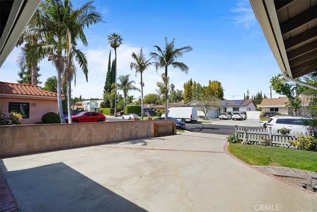 19942 Blythe St, House other with 4 bedrooms, 2 bathrooms and 2 parking in Winnetka CA | Image 4