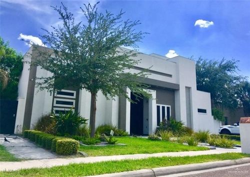 4605 Vermont Ave, McAllen, TX, 78503-7320 | Card Image