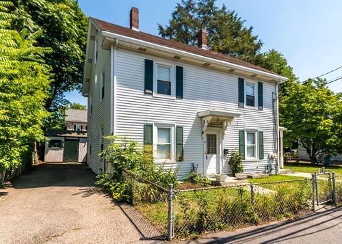 12-10 Foundry Ave, Waltham, MA, 02453-8301 | Card Image
