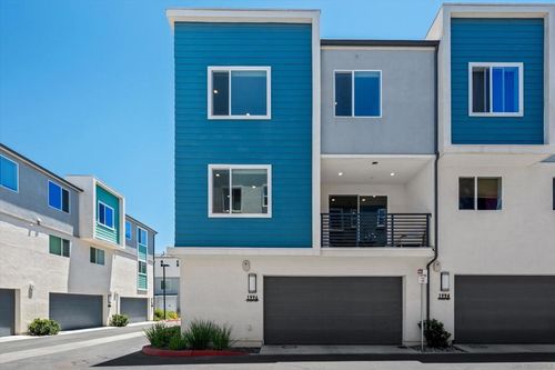 1996 Elevate Way, Chula Vista, CA, 91915-3299 | Card Image