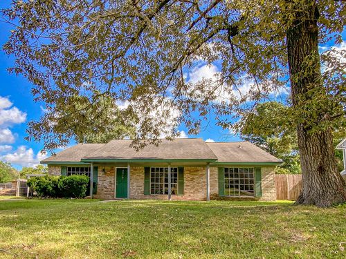 2519 River Rdg, Conroe, TX, 77385-8546 | Card Image