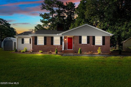 505 S Church St, Enfield, NC, 27823-1511 | Card Image
