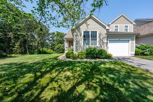 68-68 Leisure Green Dr N, Mashpee, MA, 02649 | Card Image