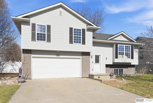 5642 Redtail Road, Council Bluffs, IA, 51501 | Card Image