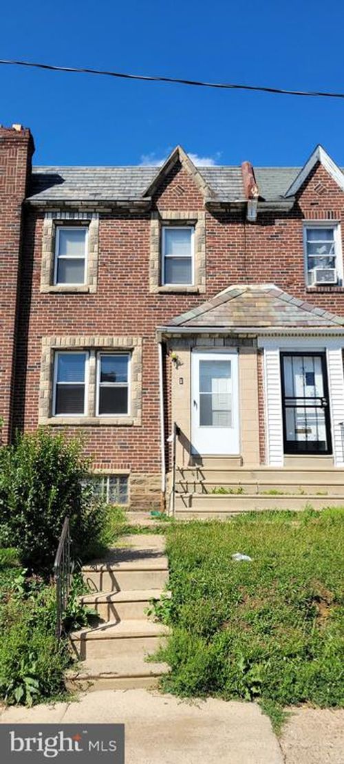 1221 Gilham St, PHILADELPHIA, PA, 19111-5521 | Card Image