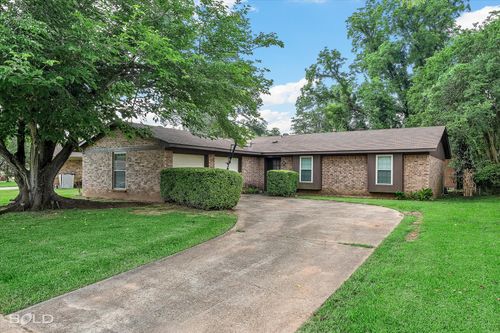 2020 Venus Dr, Bossier City, LA, 71112-4424 | Card Image