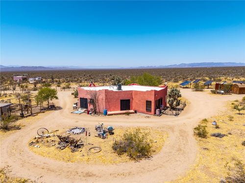 17685 S Jesse James Rd, Yucca, AZ, 86438-0590 | Card Image