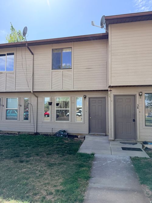 39-1200 100, Vernal, UT, 84078-4810 | Card Image