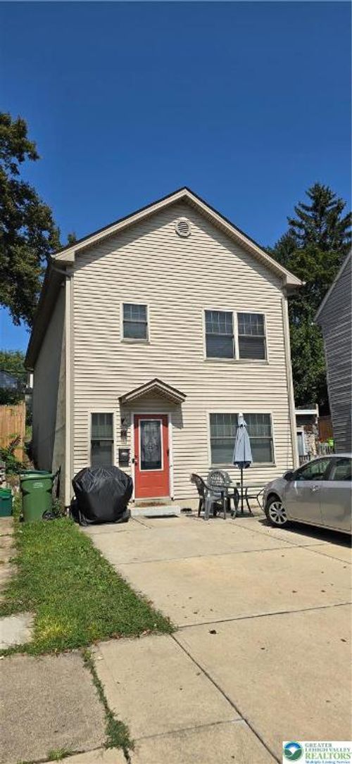 36 W Goepp St, BETHLEHEM, PA, 18018-2735 | Card Image