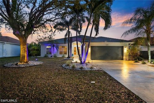 3381 Mystic River Dr, NAPLES, FL, 34120-0427 | Card Image