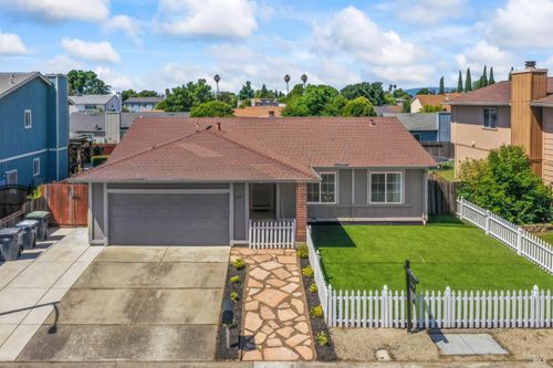 612 Fulmar Drive, Suisun City, CA, 94585 | Card Image