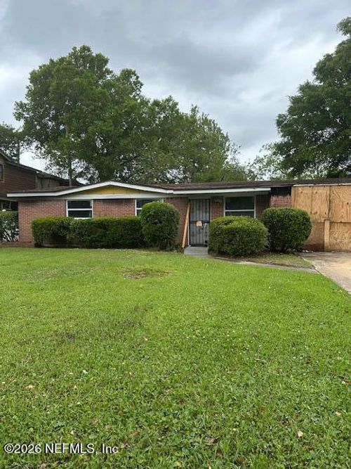 9532 Scadlocke Rd, Jacksonville, FL, 32208-1062 | Card Image