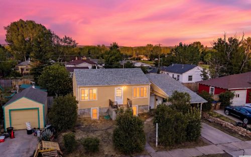 1013 S 9th St, Laramie, WY, 82070-4604 | Card Image
