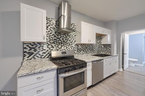 145 S 8th St, COLUMBIA, PA, 17512-1560 | Card Image