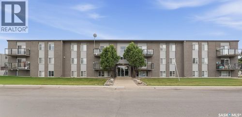 26-2 Summers Pl, Saskatoon, SK, S7H3W4 | Card Image