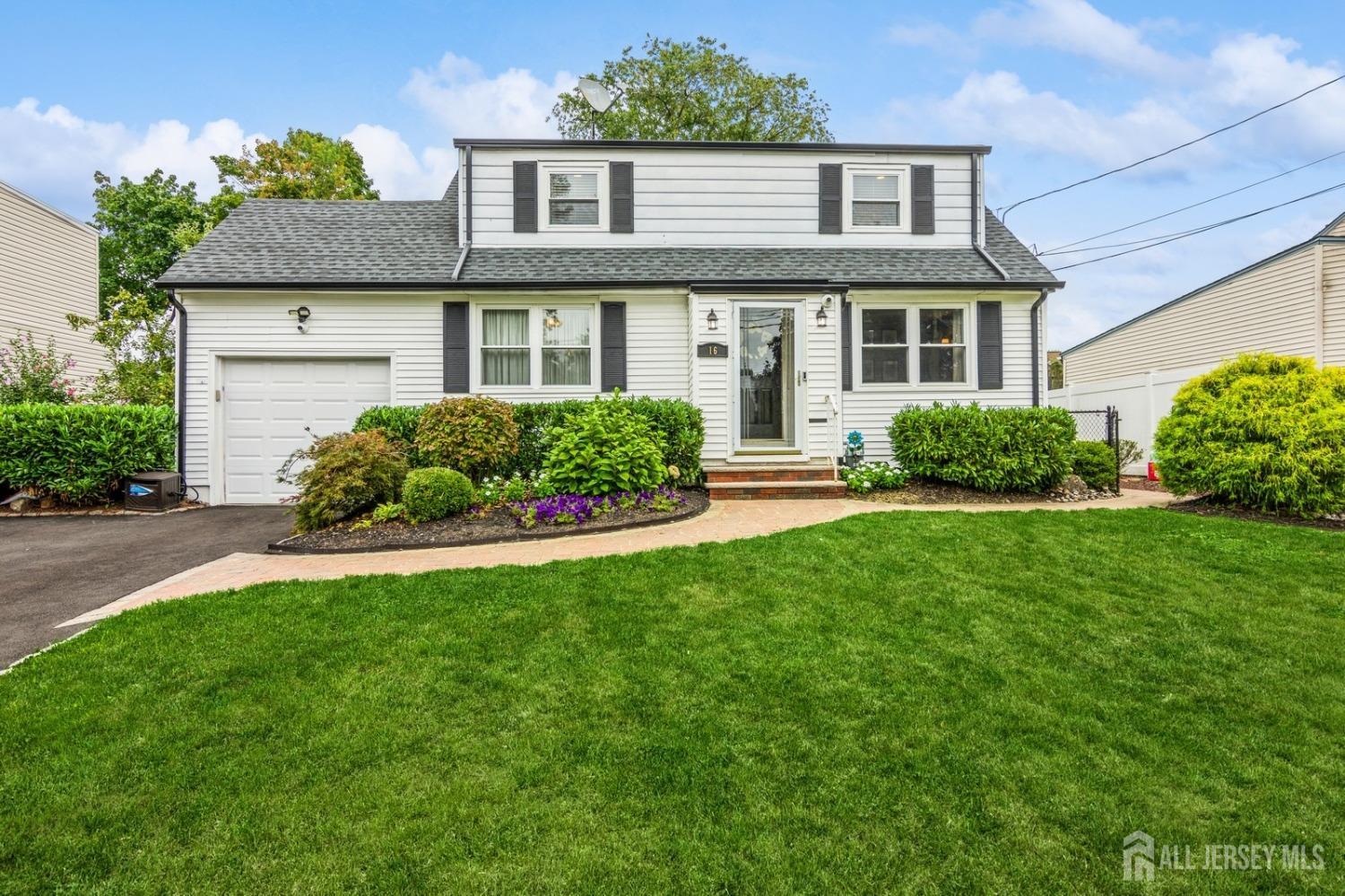 Leeds Dr, South Plainfield, NJ 07080