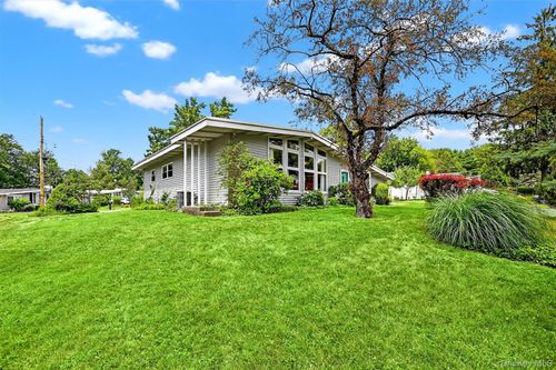 25 Crescent Vw, Rock Hill, NY, 12775-6628 | Card Image