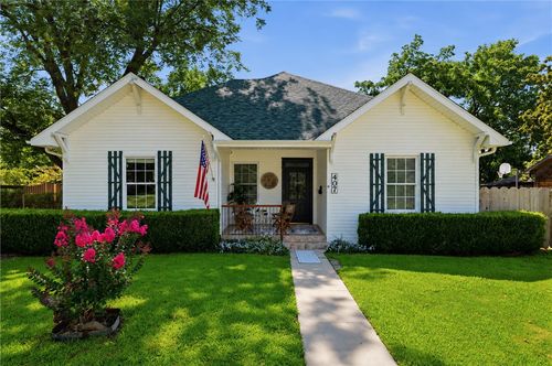 407 Nw B St, Bentonville, AR, 72712-5220 | Card Image