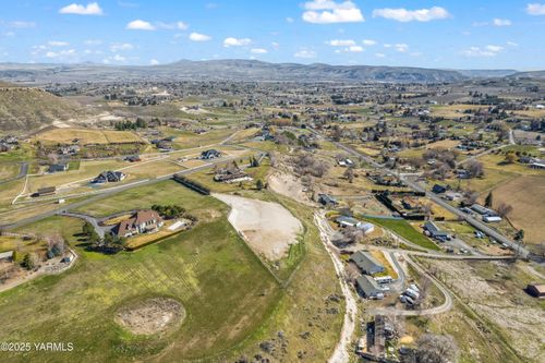 lot-2-NKA Collins Rd, Selah, WA, 98942 | Card Image