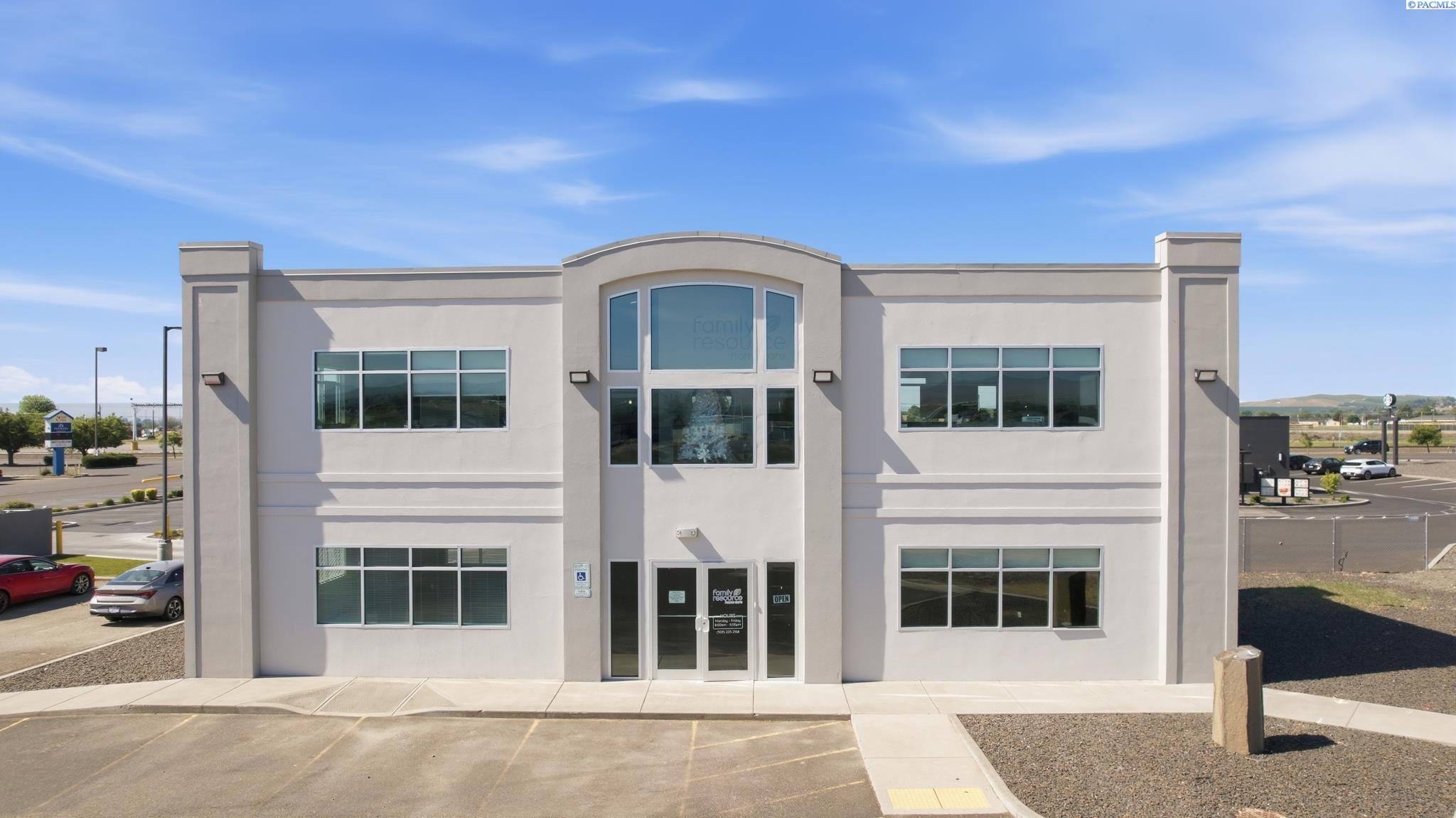 Commercial Sale in Sunnyside